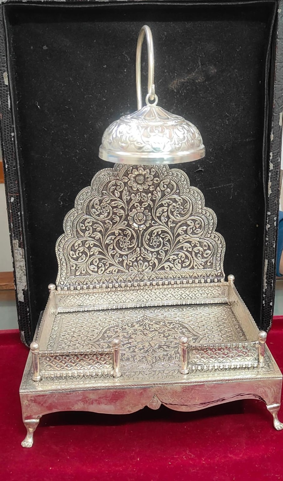 Silver Singhasan